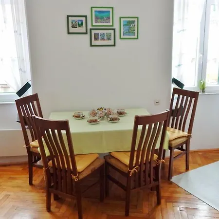 Apartment Relax Split